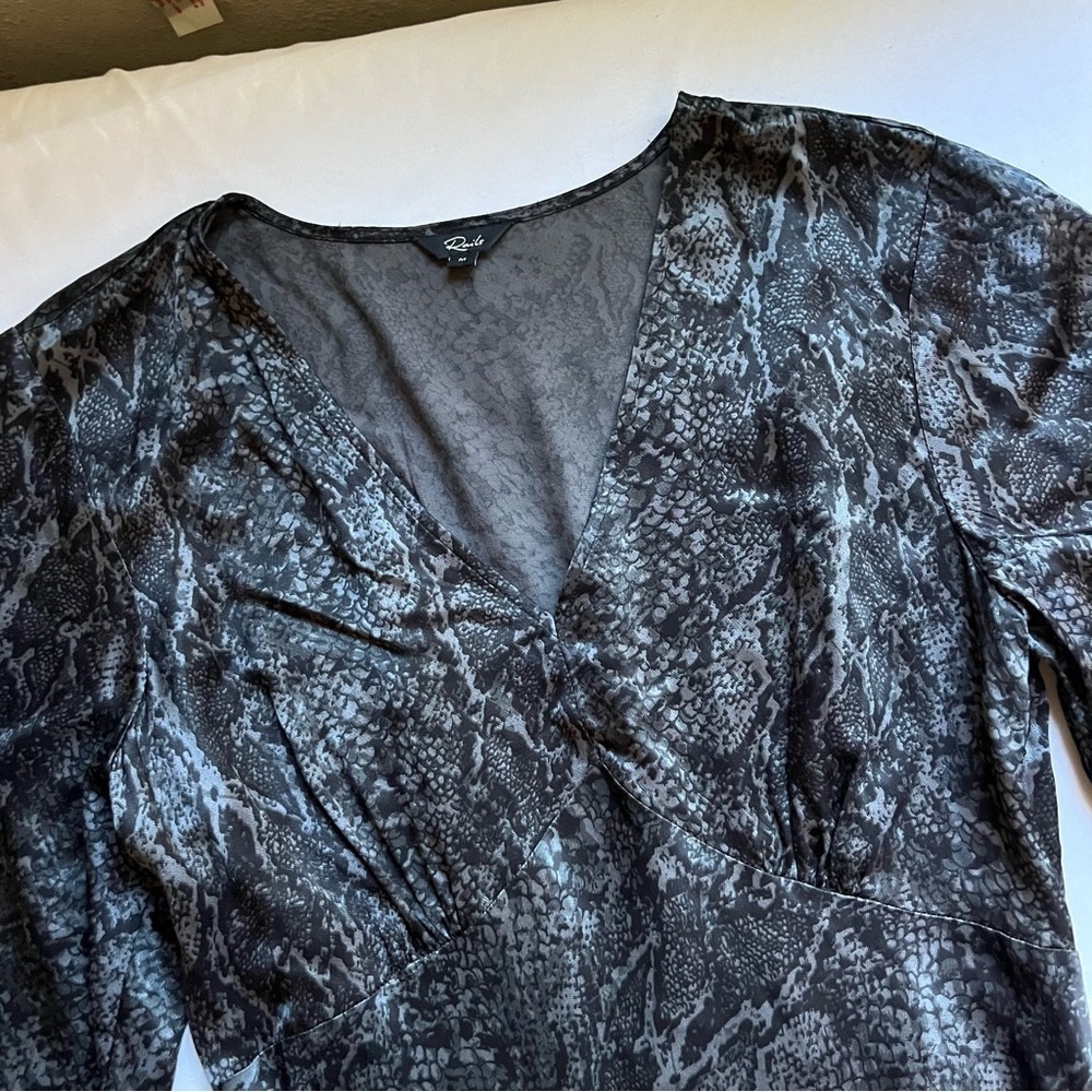 Rails Black Python Snake Print Satin Vneck Long P… - image 3